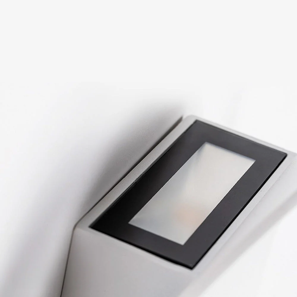 Creative Aluminum Disc LED Wall Lamp - Image 14