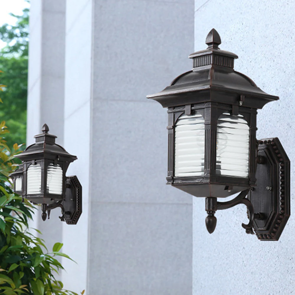 European Black Balcony Outdoor Wall Lamp - Image 3