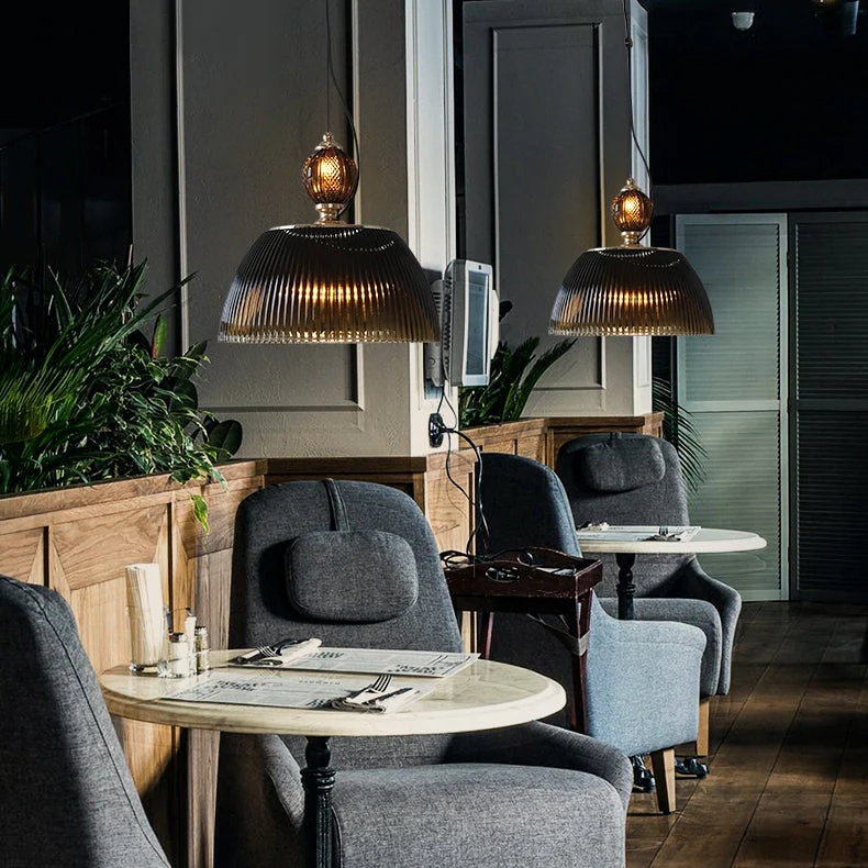Retro-Inspired Green Glass Pendant Light - Image 8