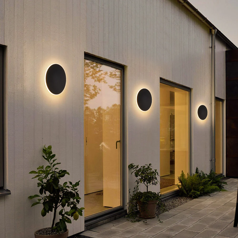 Minimalist Round Metal LED Outdoor Wall Light - Image 6