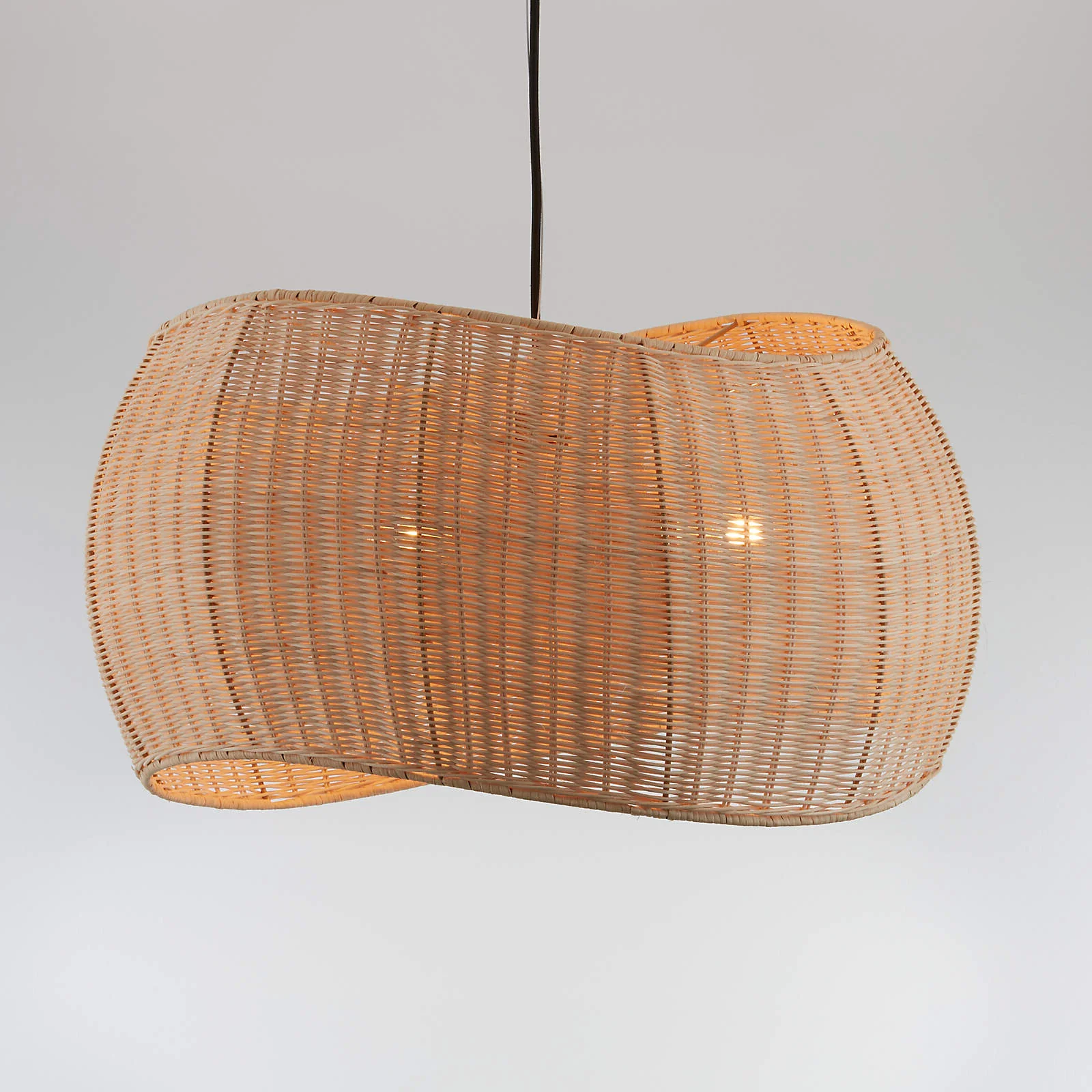 Natural Wicker Hanging Light Rattan Pendant Lampshade - Image 11