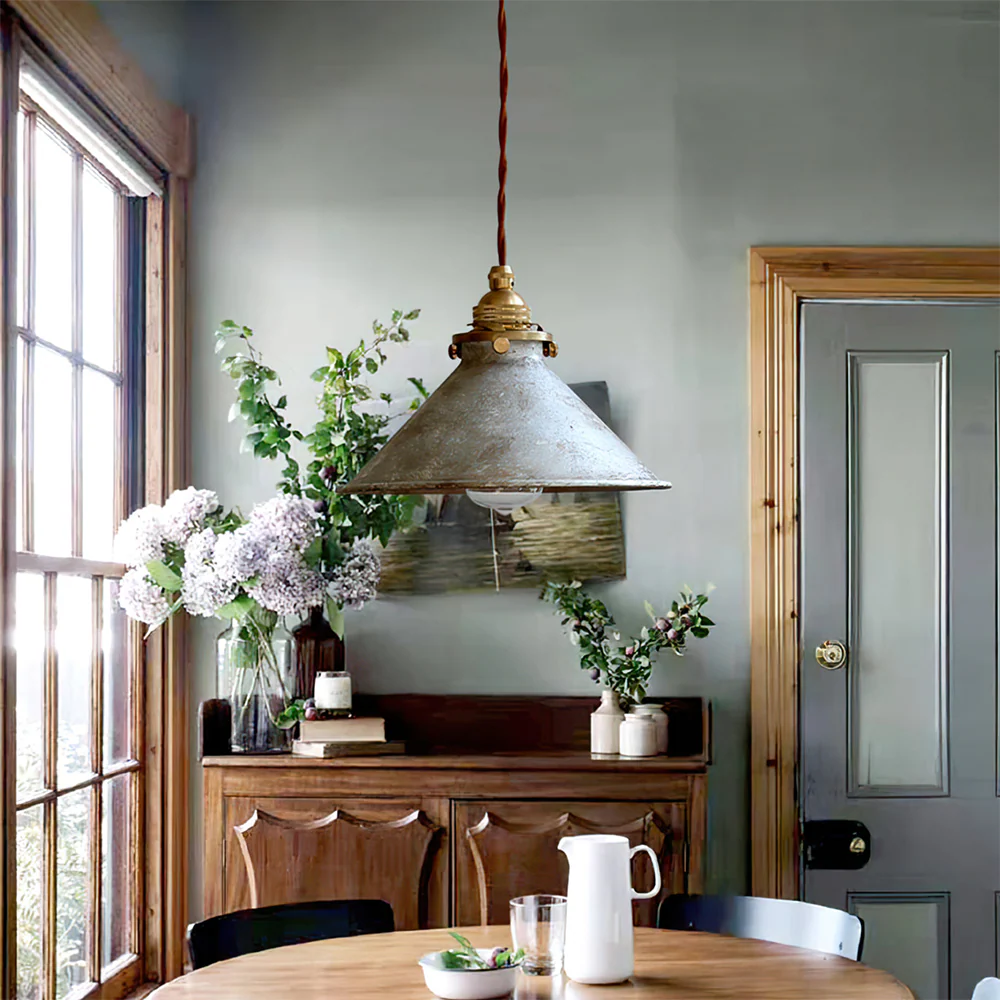 Retro Industrial Metal Fanale Pendant Light - Image 3
