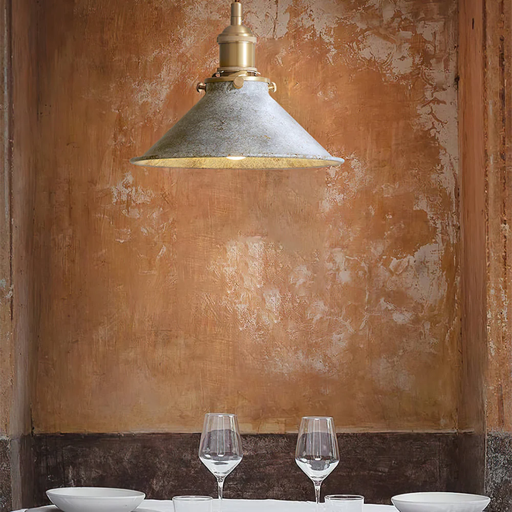 Retro Industrial Metal Fanale Pendant Light - Image 4