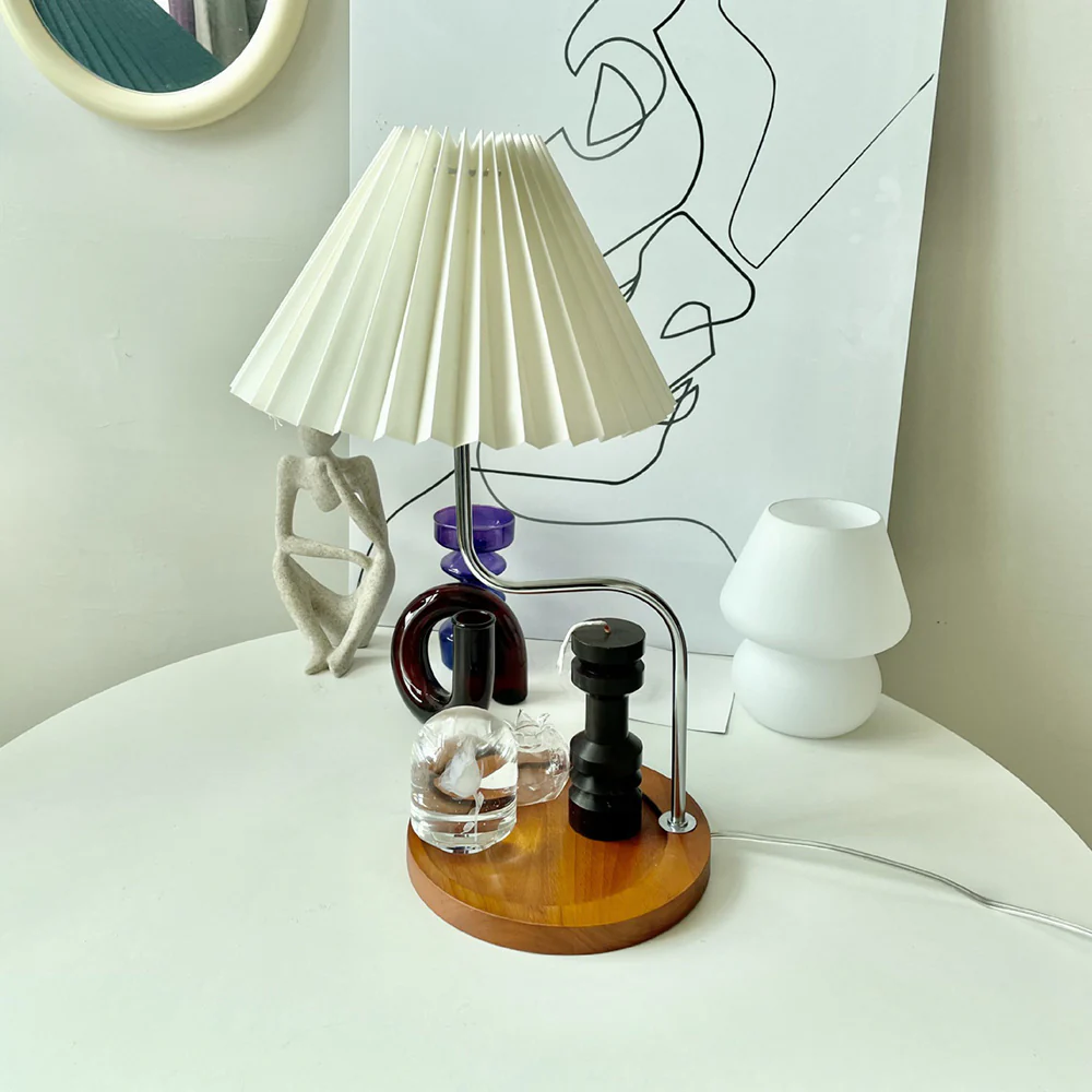 Solid Wood Retro Creative Pleated Table Lamp - Image 8