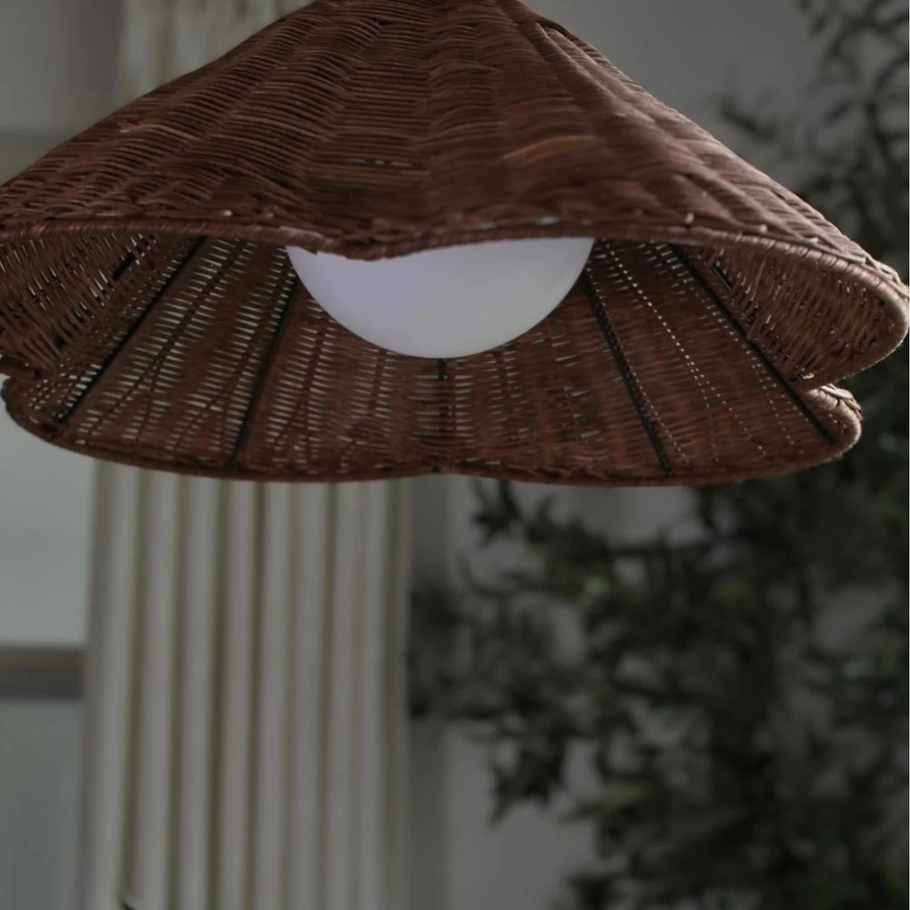 Vintage Scalloped Flower Woven Rattan Pendant Light For Living Room - Image 3